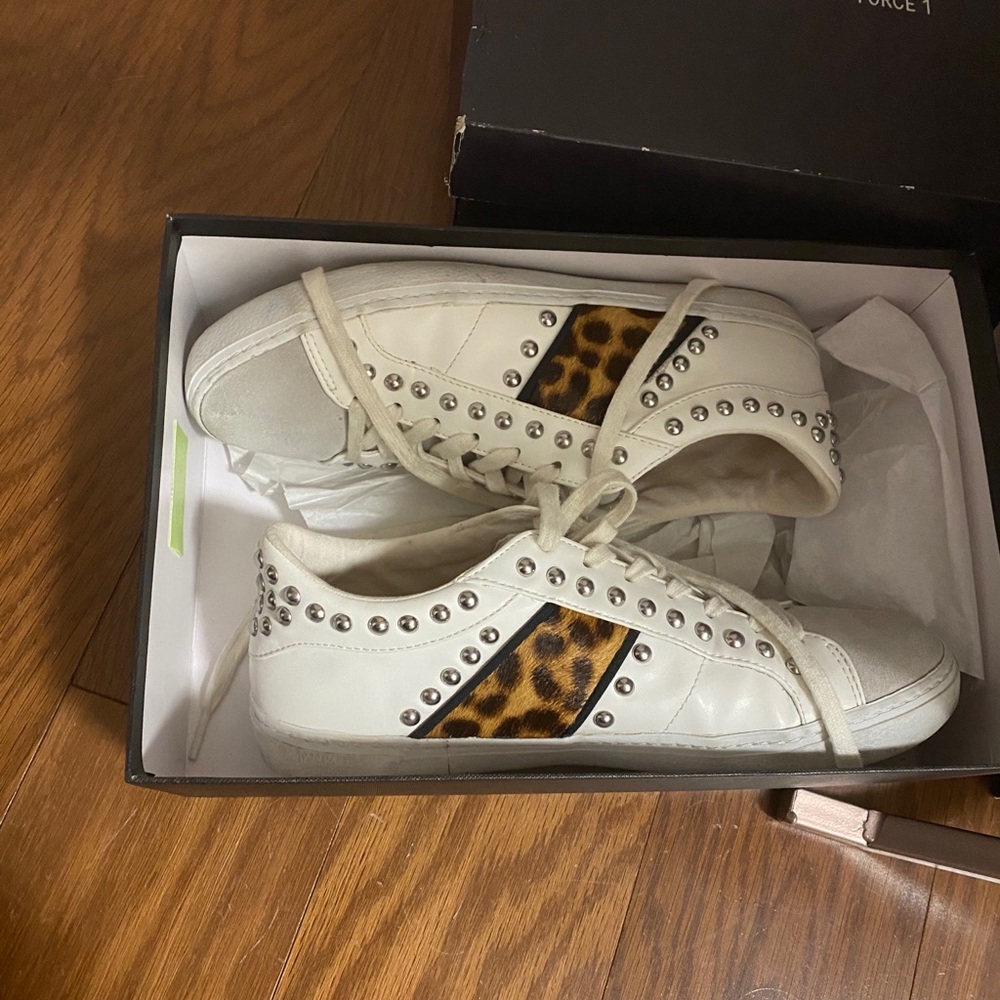 Zara Leopard Sneaker